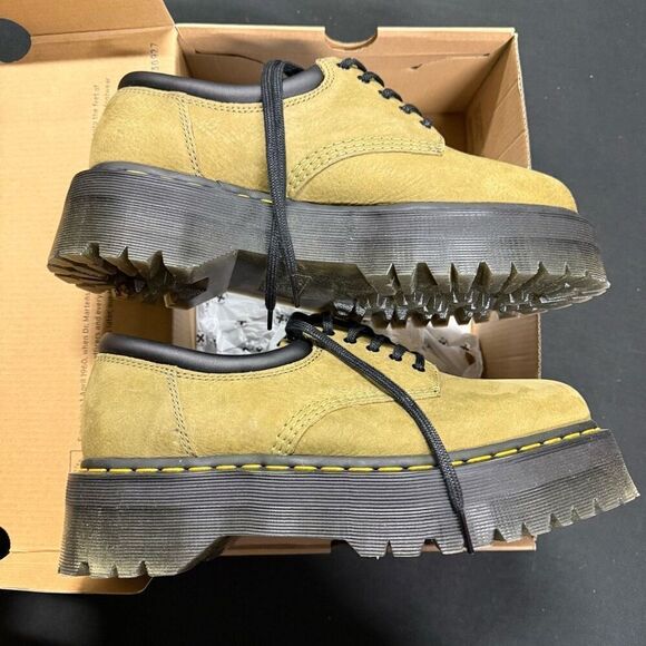 Dr Martens 8053 Quad Tumbled Nubuck Leather Platform Oxfords Muted Olive - Picture 4 of 8
